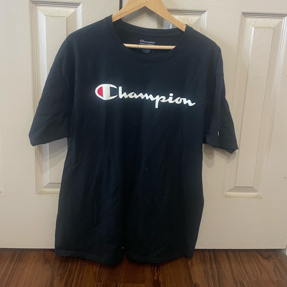 Men Xl champion T shirt